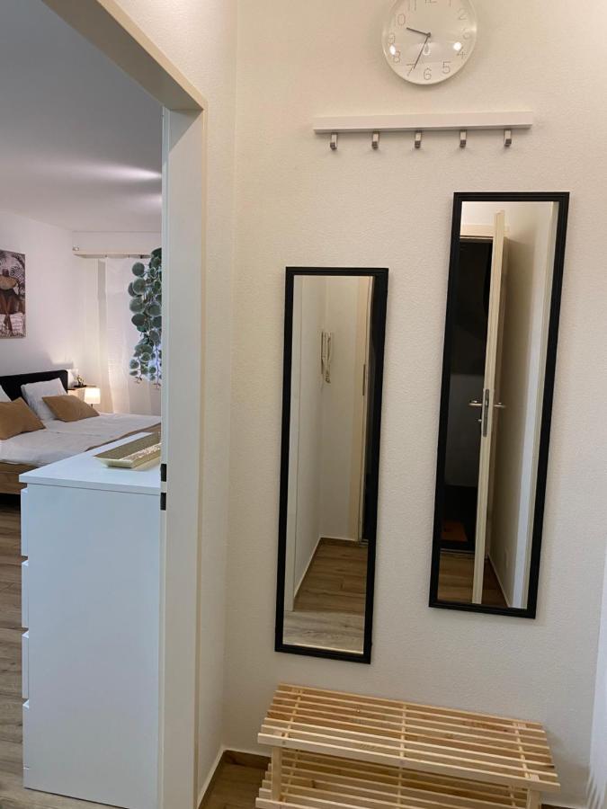 Eine Schoene Wohnung Am Messeplatz Basel Exterior photo